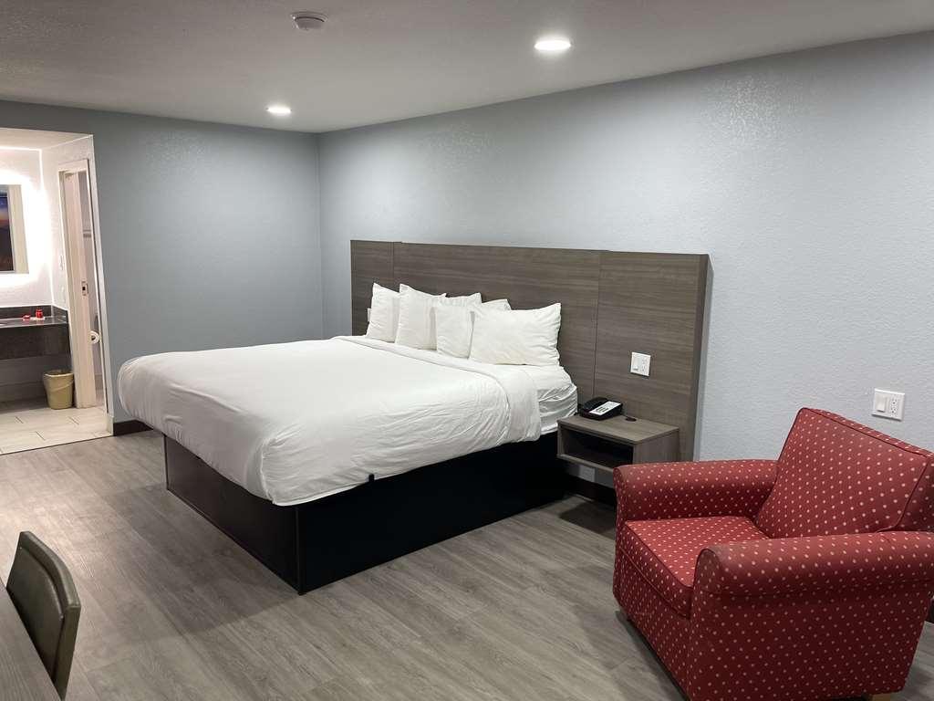 Surestay Hotel By Best Western Childress Bilik gambar